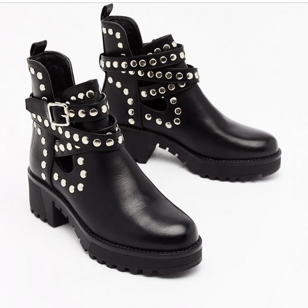 Black Rivet Detail Chunky Boots