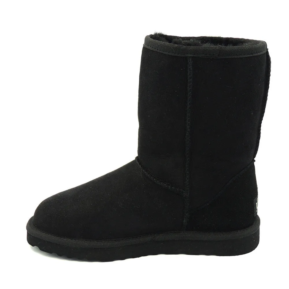 Classic Medium Ugg Boot - Black