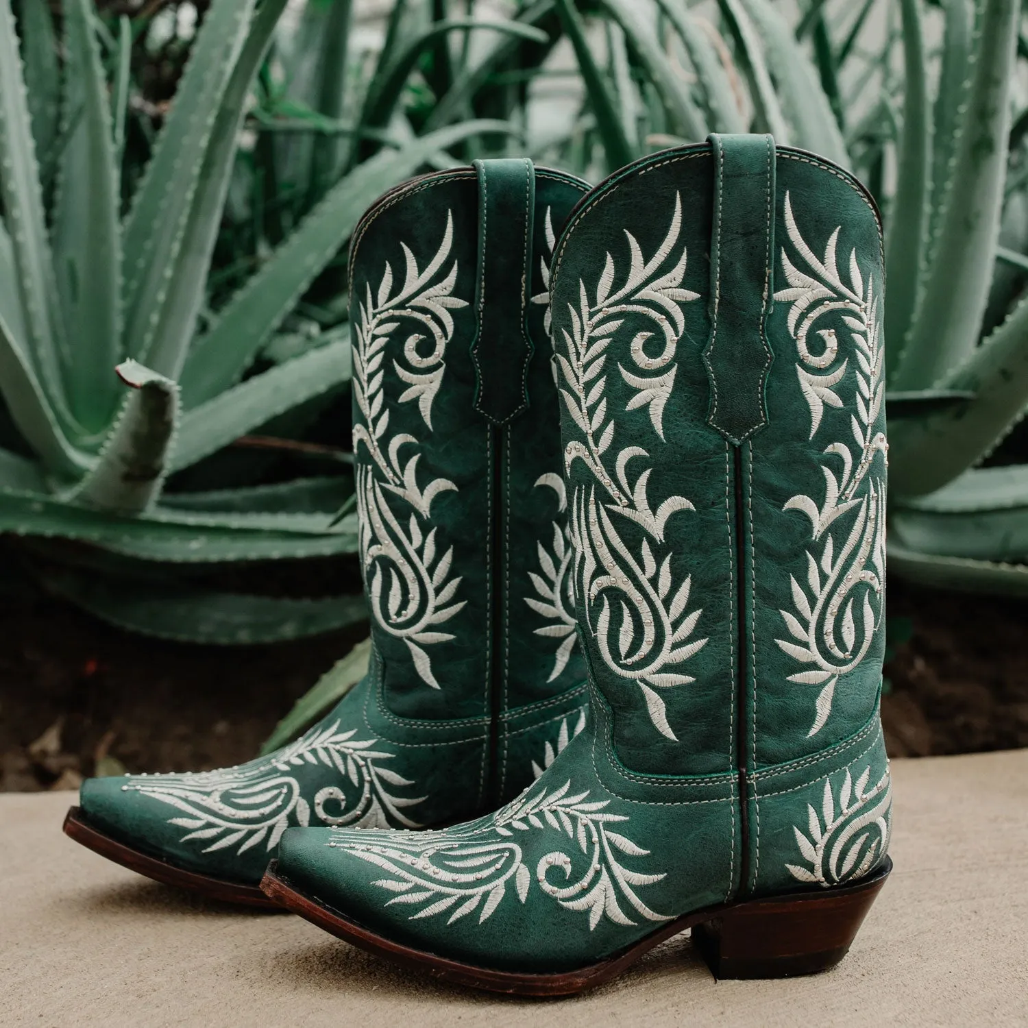 Soto Boots Womens Turquoise Floral Embroidery Cowgirl Boots M50065