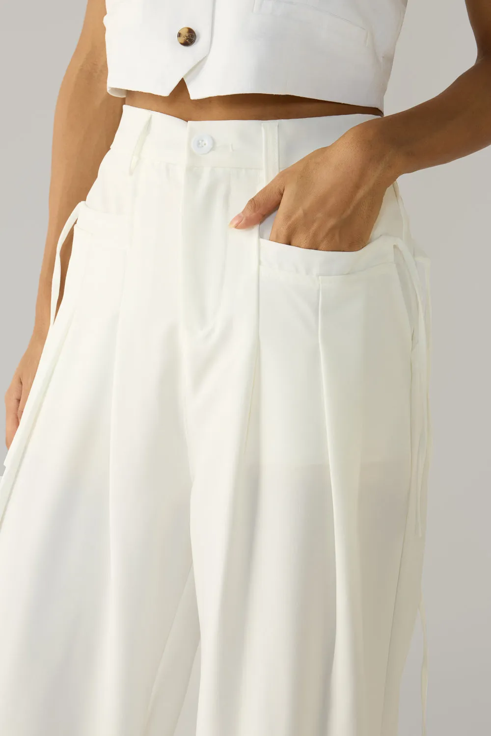 White Wide Fit-Flat Pocket Korean Pants