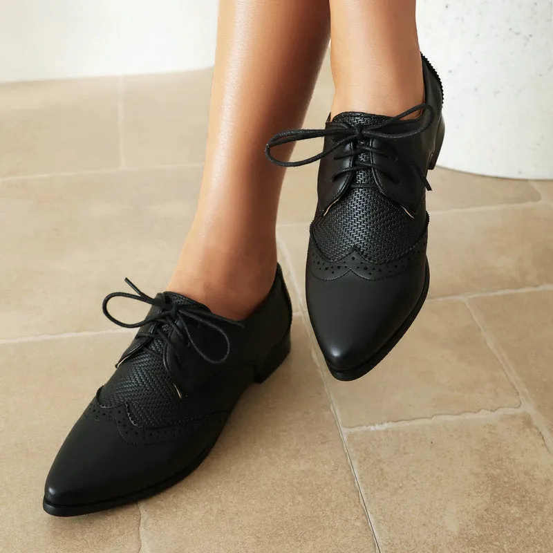 Women's vintage wing tip oxford shoes pointed toe